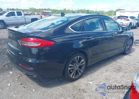 2020 Ford Fusion Titanium z USA, uszkodzony, nr VIN 3FA6P0D94LR199546